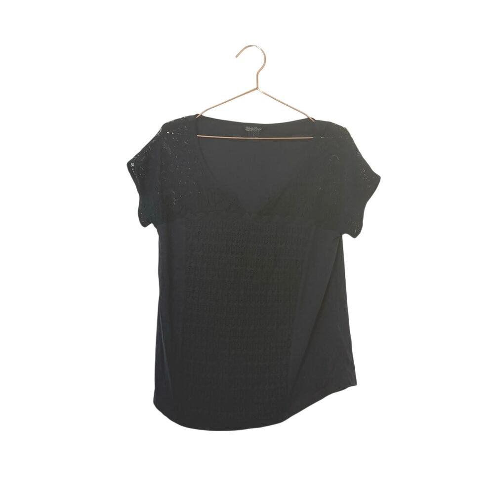 Lucky Brand navy v neck crochet detail Short Sleeve Top